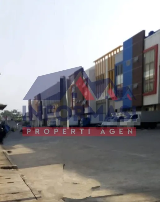 Dijual Gudang di tengah kota , lokasi bagus banget