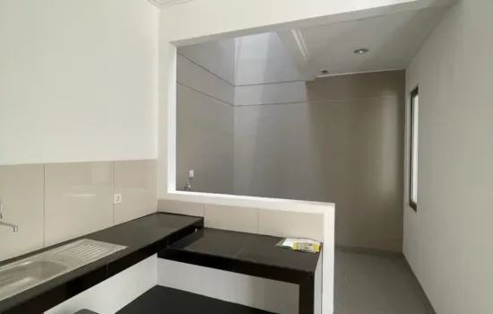 Rumah Baru Minimalis PIK 2 .KT 3 KM 3