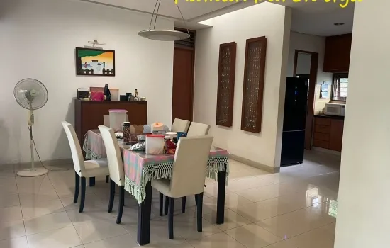 Jual Rumah hitung harga tanah kamar 6  kmr mandi 3