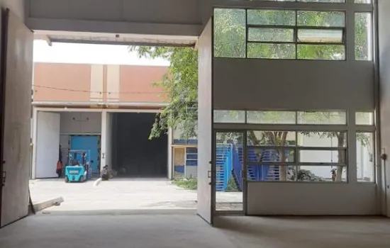 Sewa Komp. Gudang KAMAL BISNIS CENTER