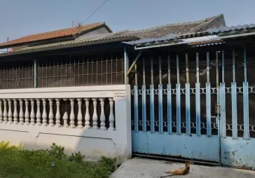 Dijual rumah di Persada sayang , Luas 120 M2 selantaiTimur