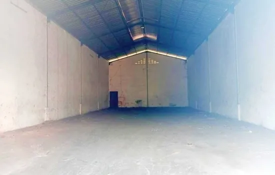 Gudang siap pakai