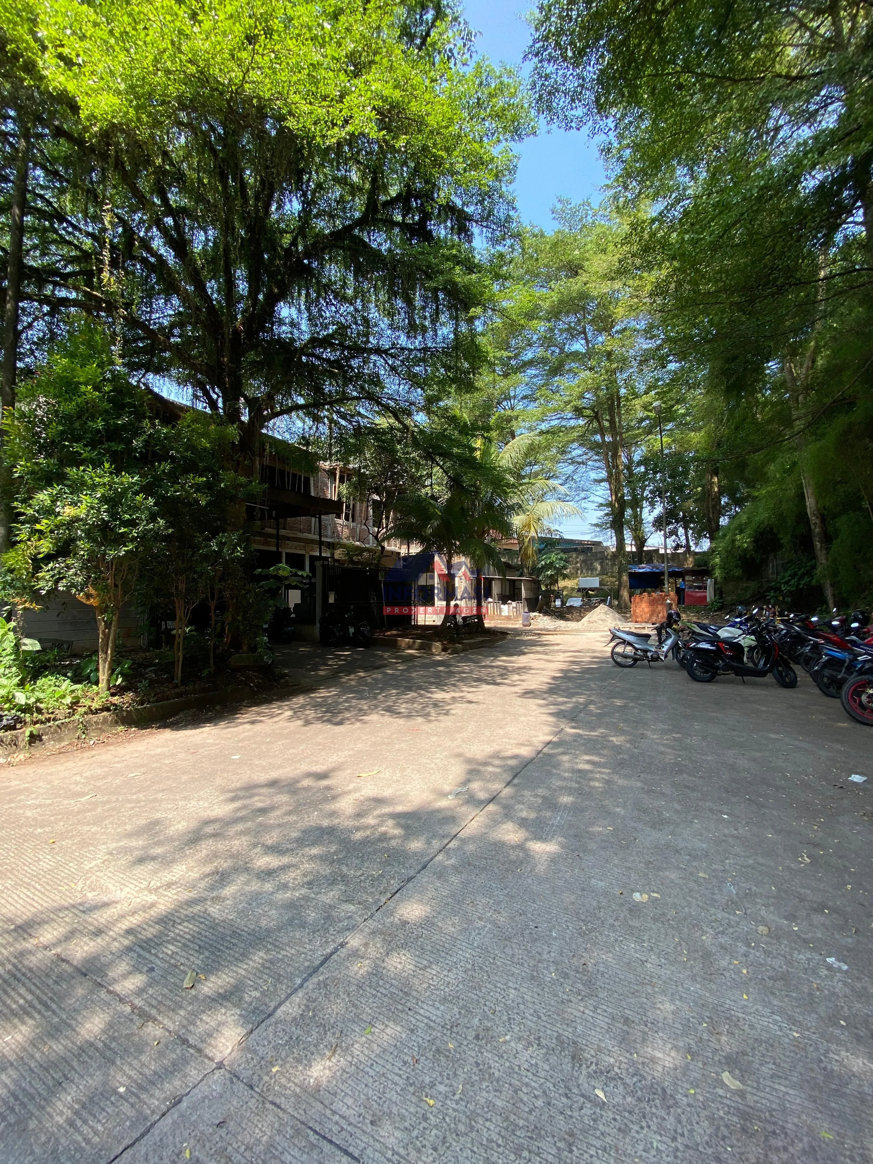Taman Tekno luas 438m lb 700m full 2 lantai HGB