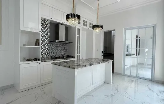 Rumah di Jl. Bazoka Joglo, lt.260m2, 2 lantai, siap huni