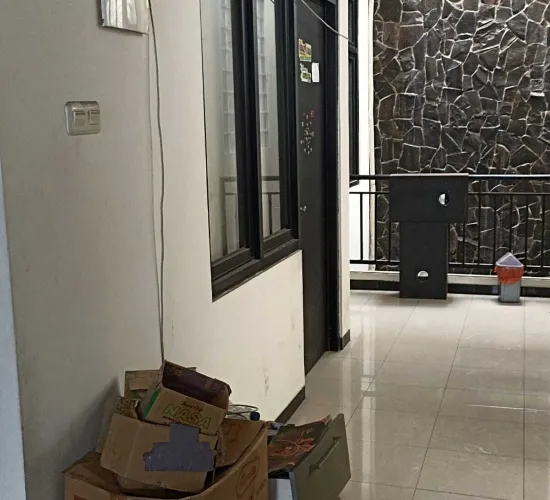 Rumah tinggal nyaman & strategis @Puri Indah Blok A