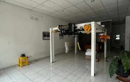 Ruko gandeng bagus dilokasi strategis