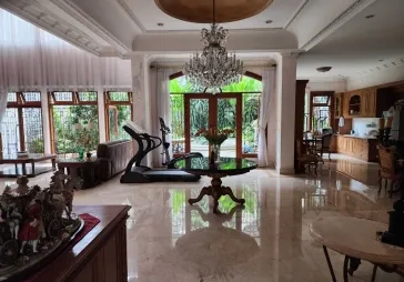 Intercon blok J hadap timur laut 2 lantai