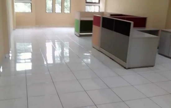Ruko 3,5 lantai di Bandung, 5x30, hdp selatan, listrik 4400