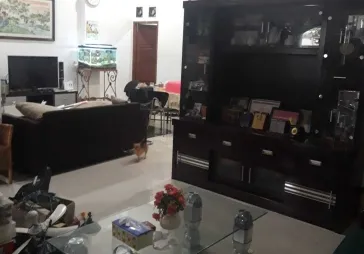 Rumah siap huni dengan lokasi nyaman