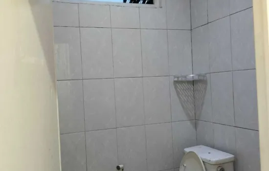 Dijual Rumah Meruya Jalan Raya