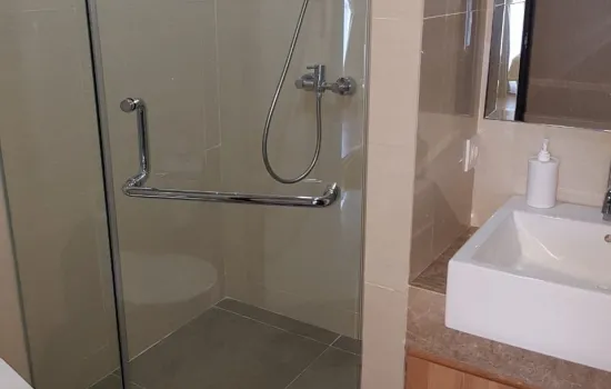 Dijual 3 BR Fully Furnished Casa Grande Residence