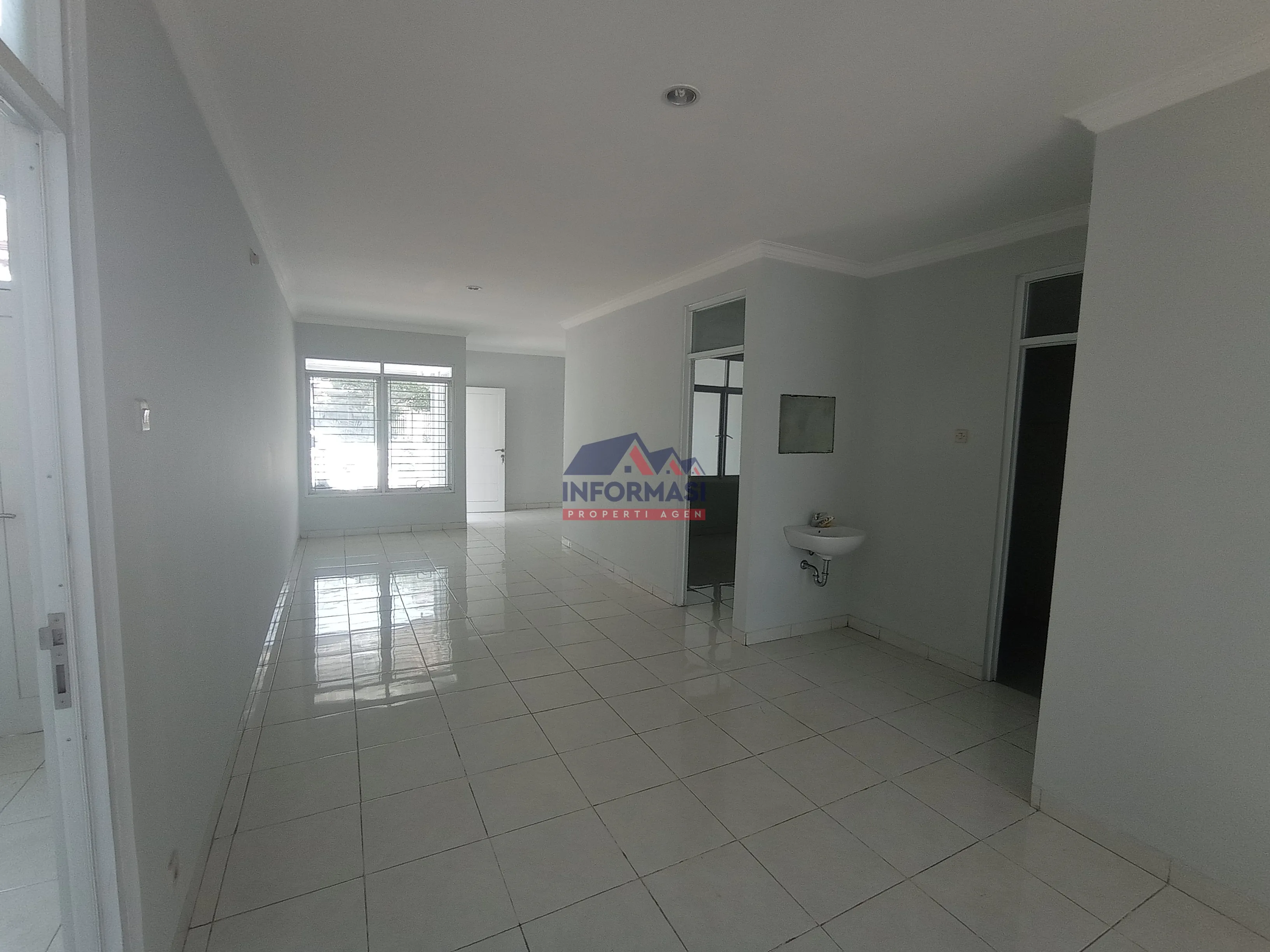 Bintaro Kenari 180/135 65jt