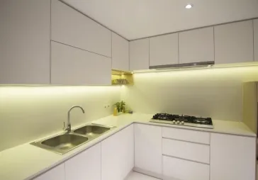 Sudirman Apartm Condo lt 20 FF bagus skl