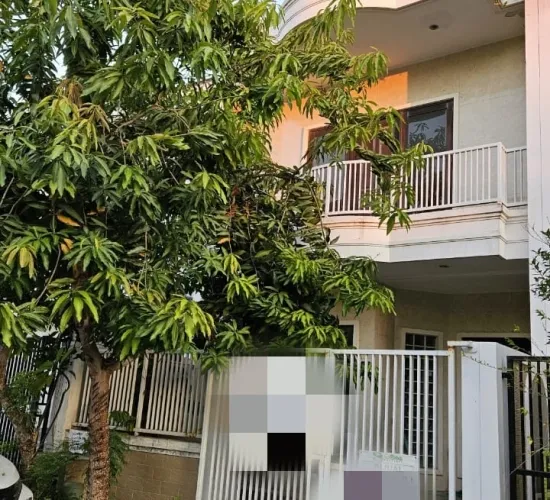 villa valensia pakuwon surabaya barat lt 96m2