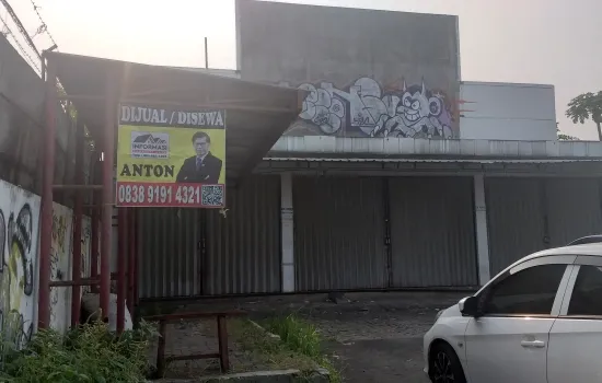 Dijual TOKO Usaha Strategis Binong Karawaci Tangerang