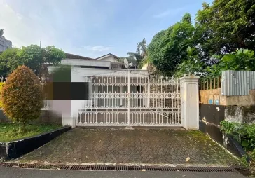 hitung tanah lt 802m2 jl MPR IX , cilandak barat jaksel