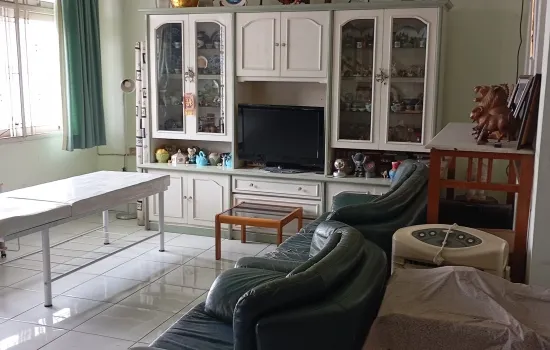 taman kedoya baru jakarta barat , lt 160m2