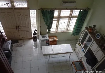 taman kedoya baru jakarta barat , lt 160m2