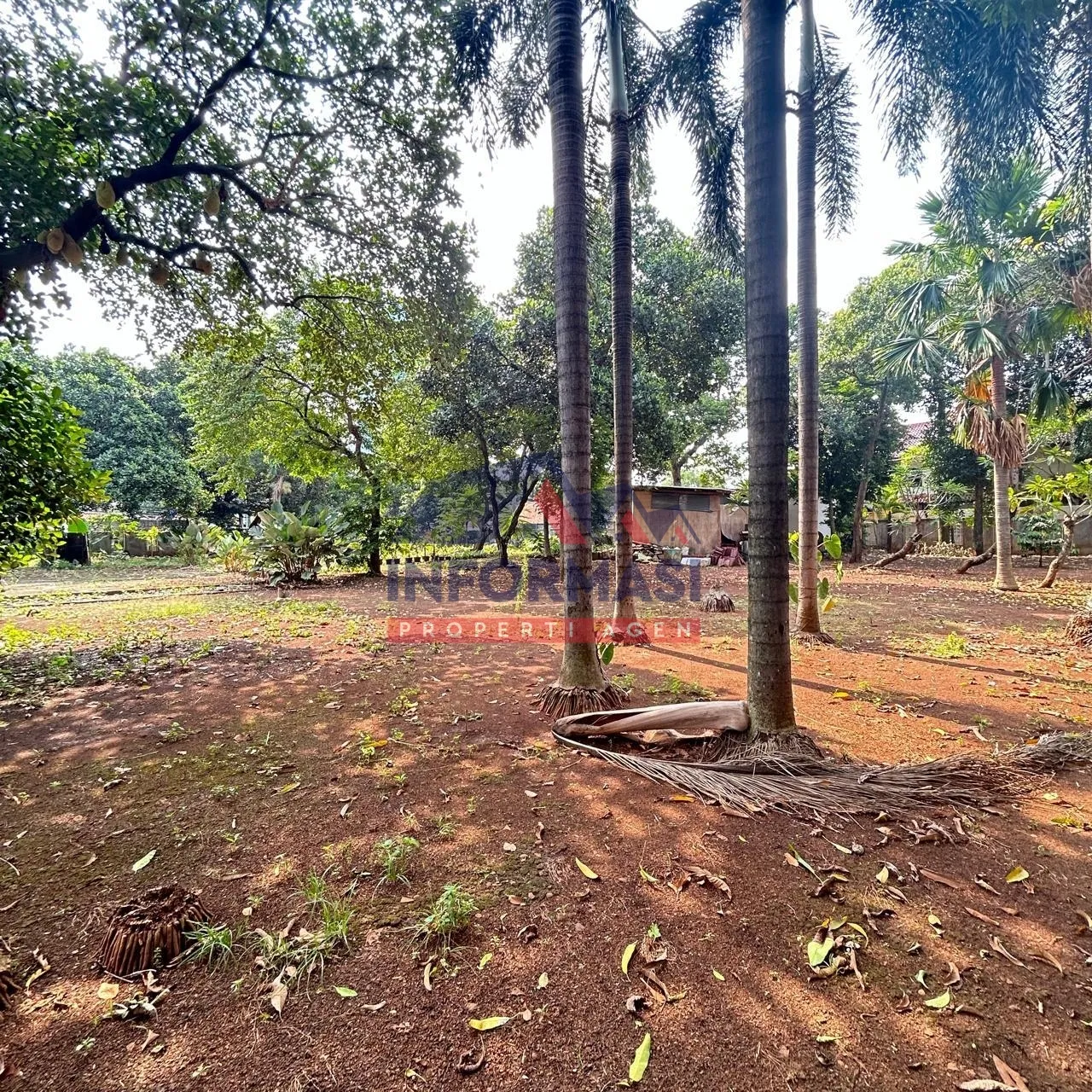 Dijual Tanah 2.665 m + 748 m =  3.413 m, Jakarta Selatan