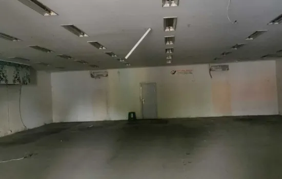 Disewakan Kios Strategis Siap Usaha Binong Karawaci