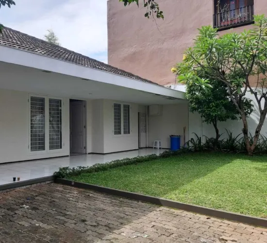 Dijual rumah di Bintaro