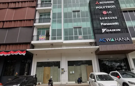 Dalton Gandeng 2 4.5lt LOKASI STRATEGIS DI JALAN RAYA