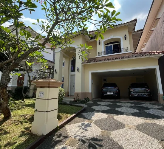 Dijual Rumah Siap Huni Asri Taman Beverly Golf Karawaci