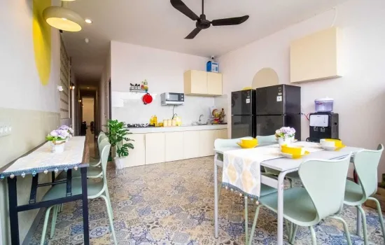 Dijual rumah kost baru di jakrta barat