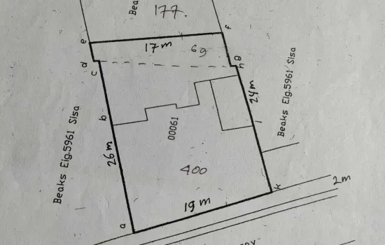 Rumah tua di Way Besay Tanjung Duren cocok utk bangun kost