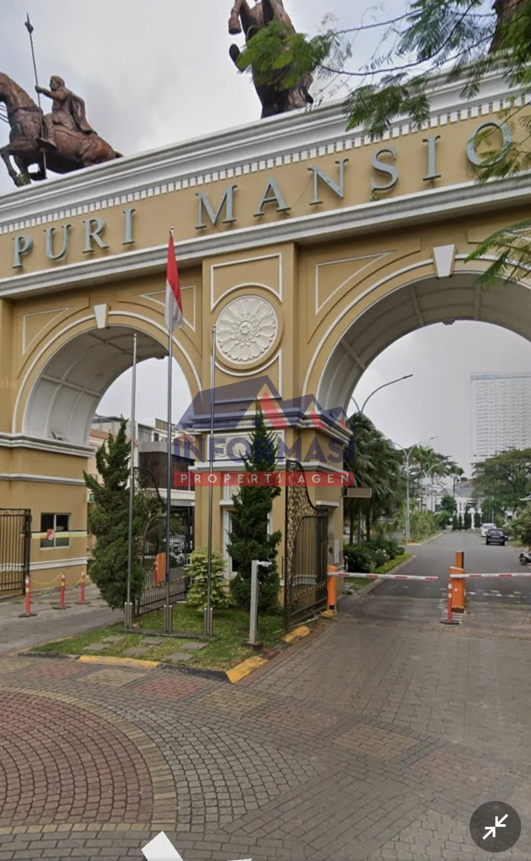 rumah puri mansion boulevard selatan  luas 189 m2, 2 lantai