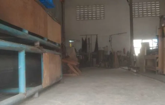 Dijual gedung /gudang serbaguna,bisa digunakan kantor juga