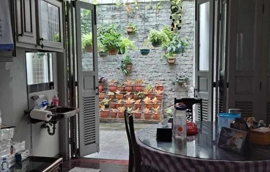 Rumah Asri , siap huni , bagus lokasi strategis