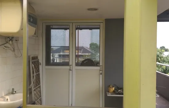 Disewakan Ruko Strategis Hadap Jalan Utama Karawaci