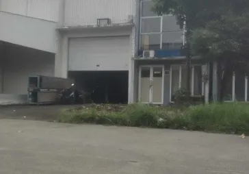 Dijual gedung /gudang serbaguna,bisa digunakan kantor juga