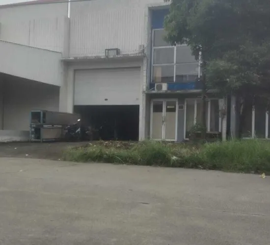 Dijual gedung /gudang serbaguna,bisa digunakan kantor juga