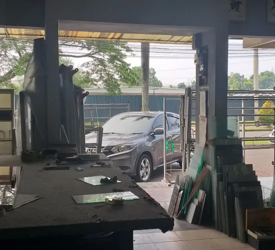 Disewakan Ruko Strategis Hadap Jalan Utama Karawaci
