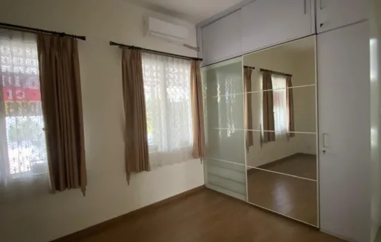 Rumah siap huni, rapi, tinggal masuk dengan 4KT