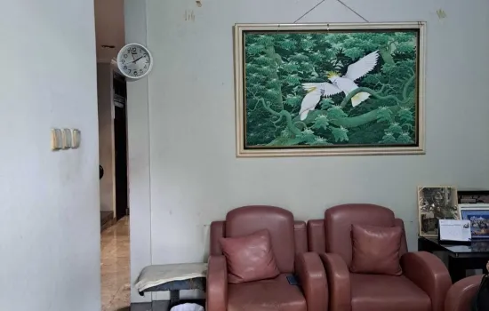 Rumah Asri , siap huni , bagus lokasi strategis