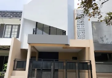 Rumah baru bintaro sektor 9 2 lantai