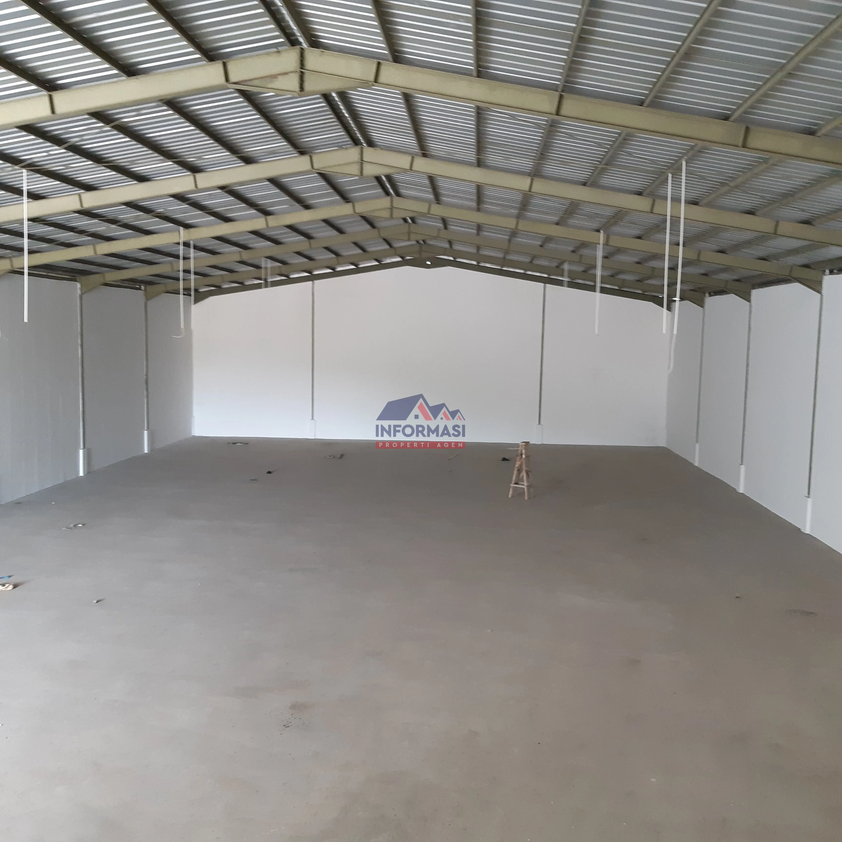 FOR SALE BRAND NEW WAREHOUSE/FACTORY