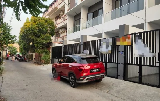 Dijual Cepat 4 unit Rukan Gandeng Brandnew di Jelambar, Jkt