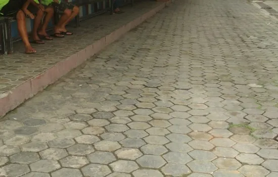 Tanah di Jalan Raya Cipondoh, lt. 519m2, Shm, lokasi Ramai