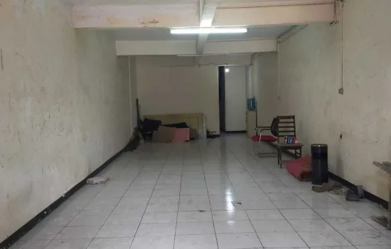 jl suryopranoto petojo dpn halte transjakarta lt  99m2