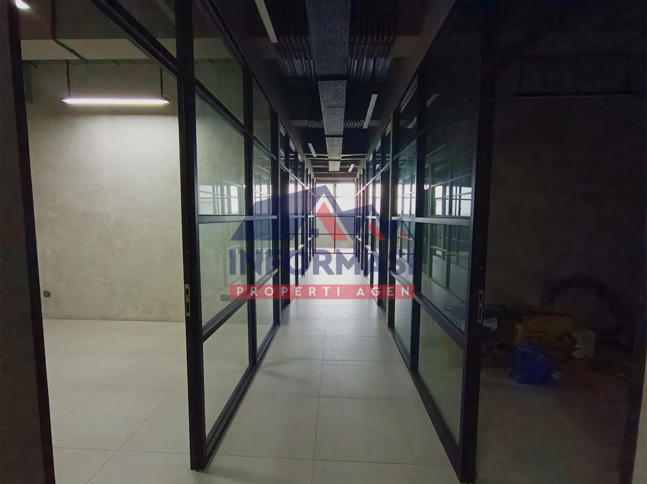 Kantor Pluit 12m² 60jt