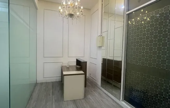 Ruko siap pakai 2 lantai. kamar mandi 2