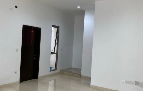 Rumah Cakep siap huni, strategis banget