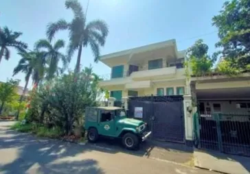 Lelang rumah huk puri indah 2lt seluas 335m