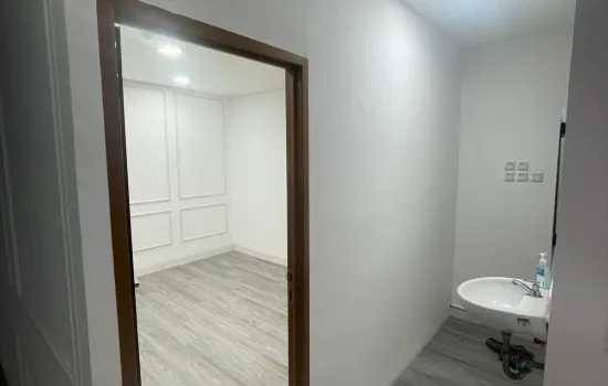 Ruko siap pakai 2 lantai. kamar mandi 2
