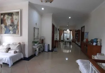 Dijual rumah di villa melati mas