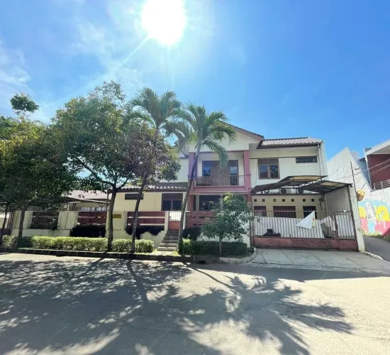 Bintaro Sektor 9, rumah bagus siap huni